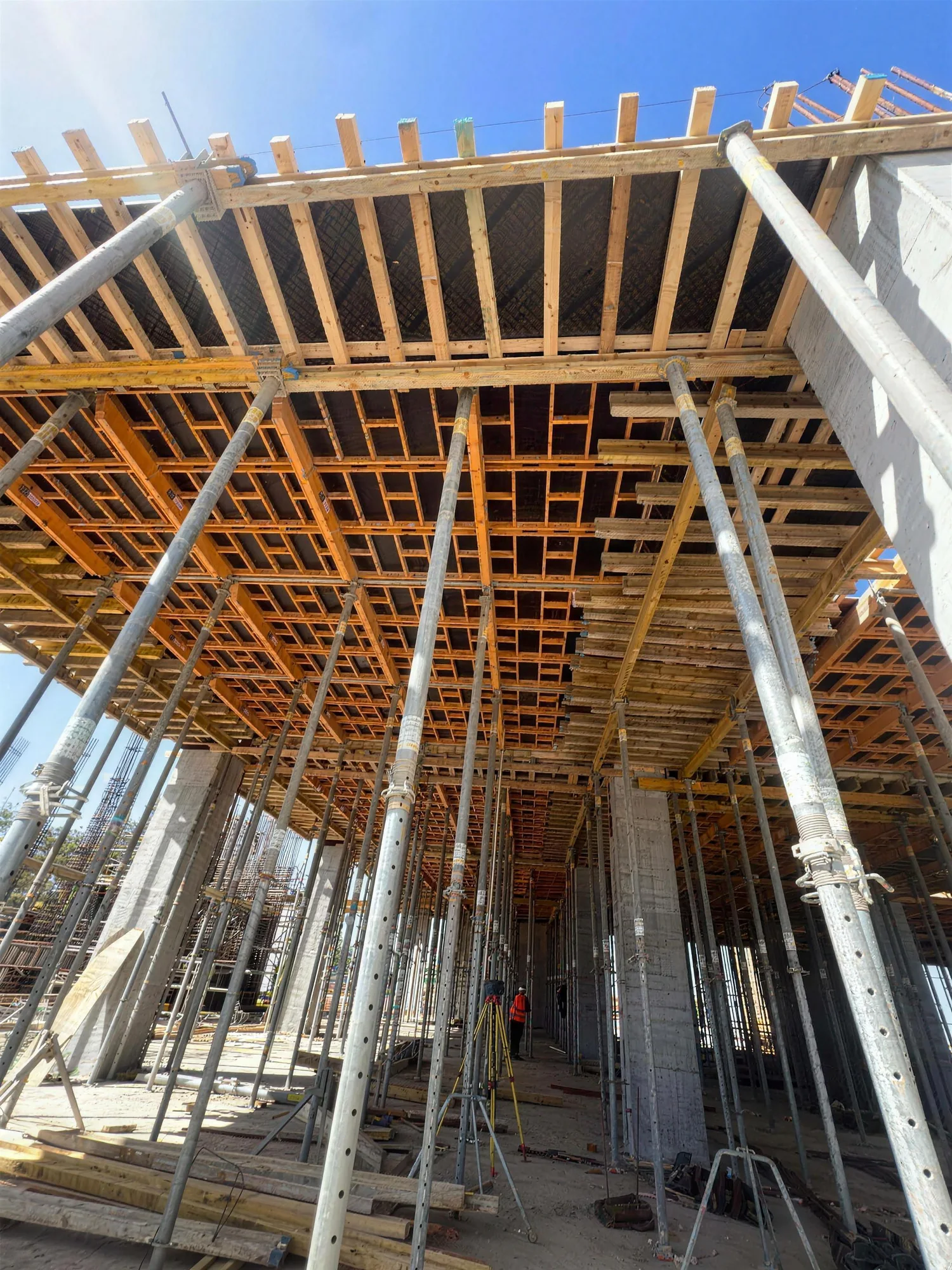Coffrage de dalle sur chantier